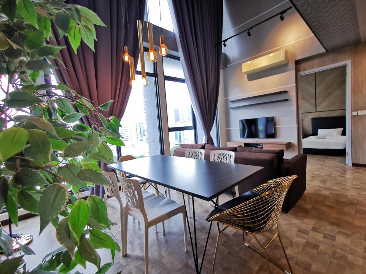Expressionz Professional Suites By Aurora Summer Suites Kuala Lumpur Szoba fotó